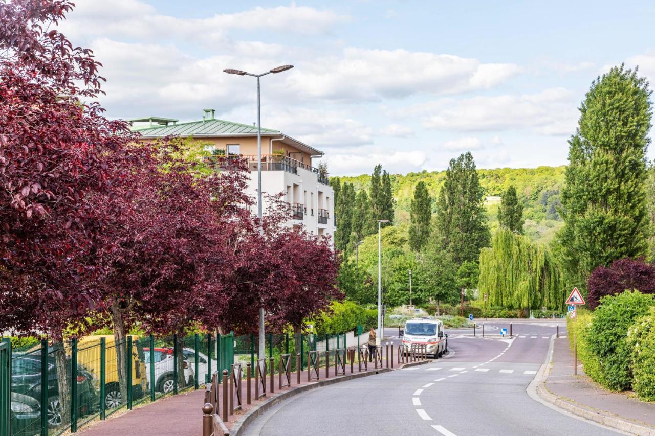 Chic Apart With Parking Mantes-la-Jolie Exterior foto
