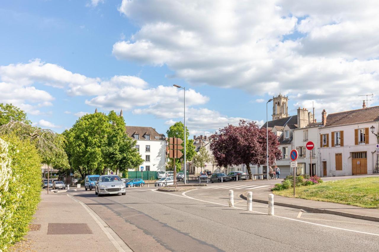 Chic Apart With Parking Mantes-la-Jolie Exterior foto